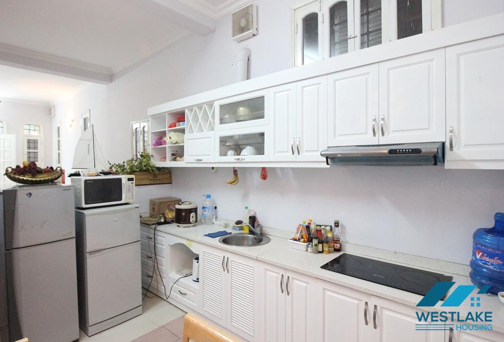 Charming room for rent in Vong Thi street, Tay Ho, Ha Noi