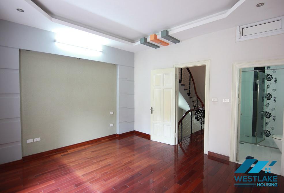 A nice and big house for rent in To Ngoc Van, Tay Ho, Ha Noi A nice and big house for rent in To Ngoc Van, Tay Ho, Ha Noi
