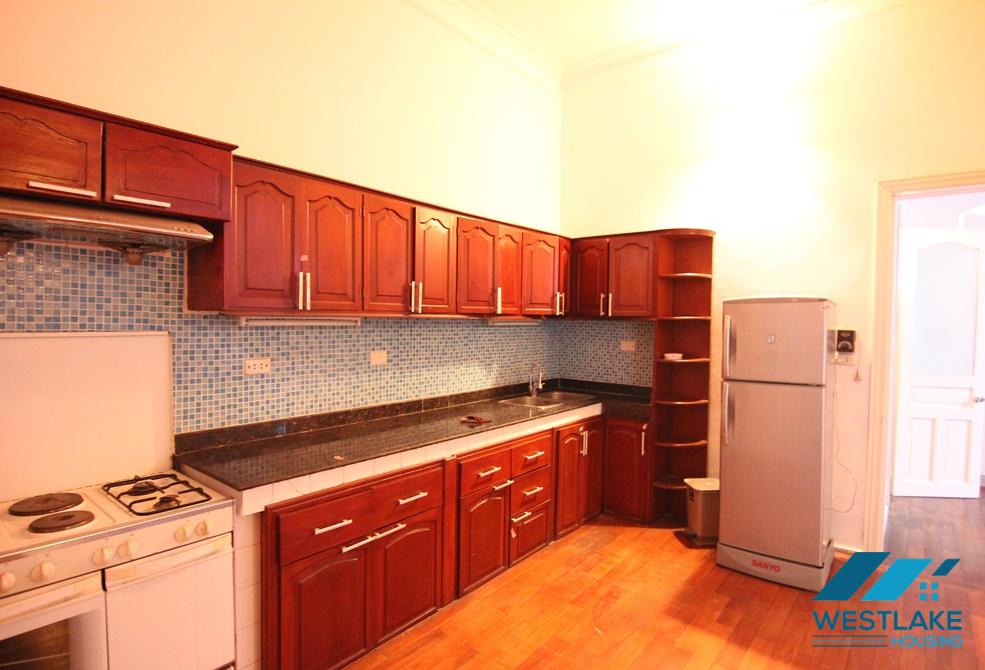 Beautiful house with 3 bedrooms for rent in Tay Ho, Ha Noi Beautiful house with 3 bedrooms for rent in Tay Ho, Ha Noi