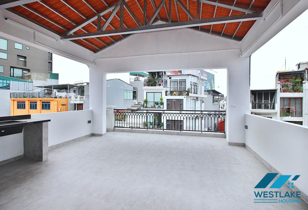 Renovated house for rent to make an office or restaurant in Tay Ho, Ha Noi