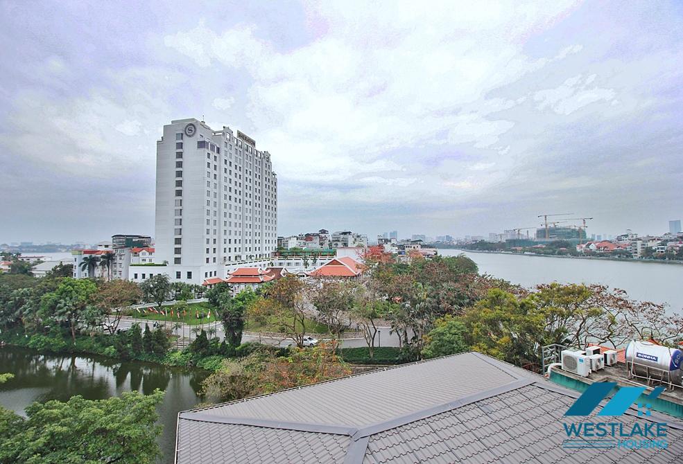 Renovated house for rent to make an office or restaurant in Tay Ho, Ha Noi