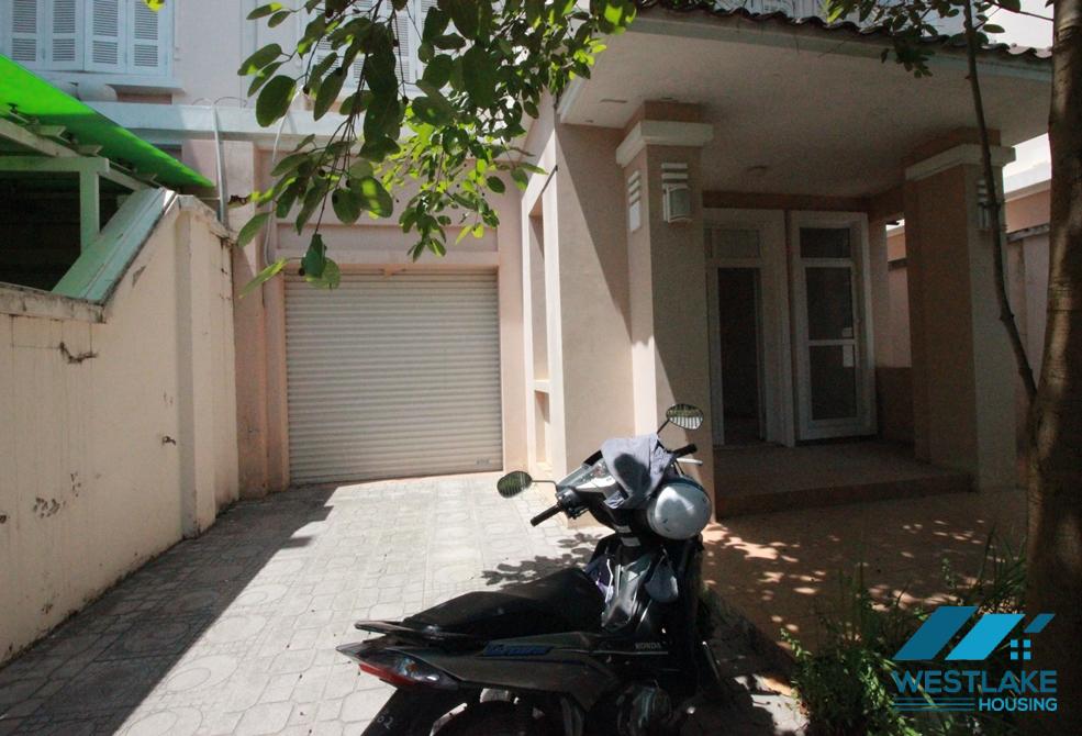 Cho thuê nhà gia đình tại Ciputra Hà Nội – 5 phòng ngủ, thiết kế mở, không nội thất