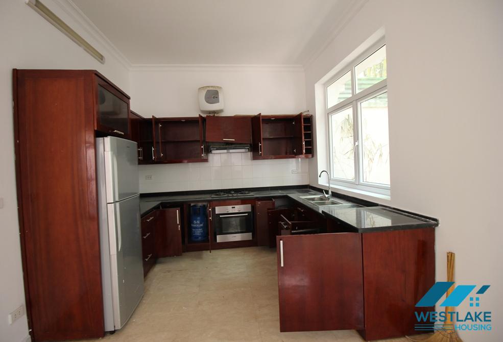 Cho thuê nhà gia đình tại Ciputra Hà Nội – 5 phòng ngủ, thiết kế mở, không nội thất