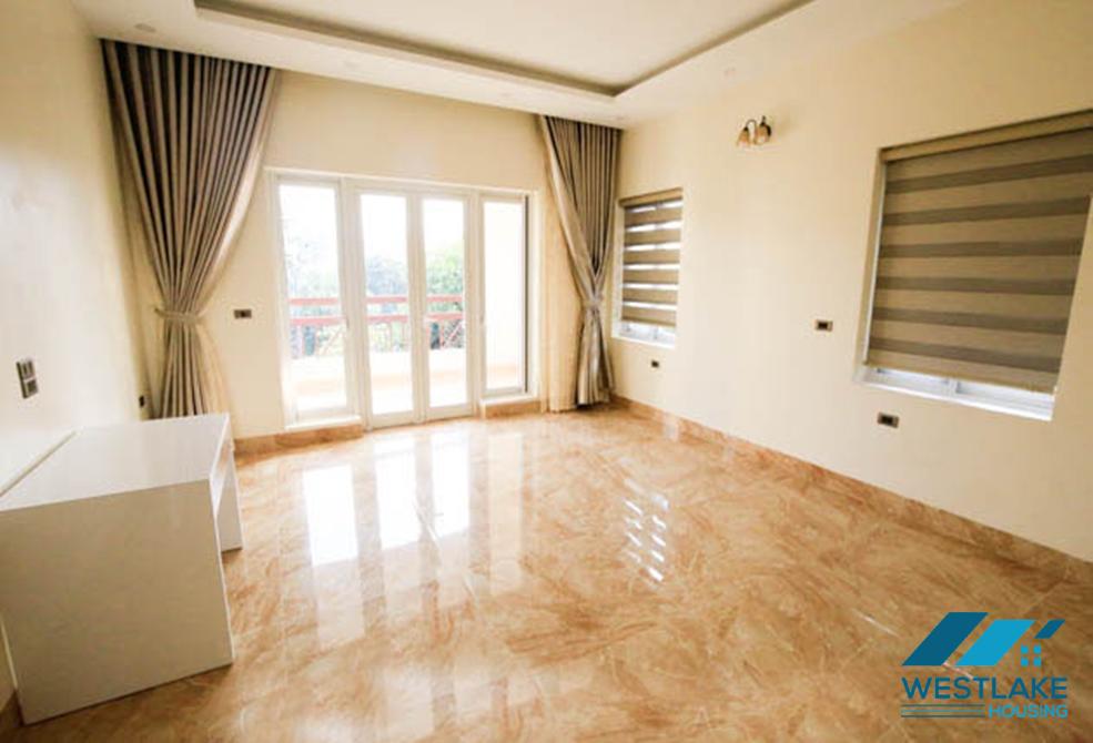 Cho thuê nhà đẹp tại khu T, Ciputra Tây Hồ – Không gian sáng, gần hồ bơi và phòng gym