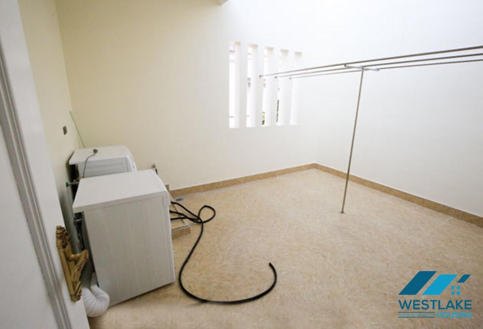 Cho thuê nhà đẹp tại khu T, Ciputra Tây Hồ – Không gian sáng, gần hồ bơi và phòng gym