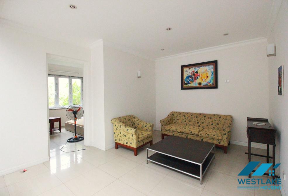 Cho thuê nhà đẹp 5 phòng ngủ tại khu T, Ciputra Tây Hồ – 180m², đầy đủ nội thất