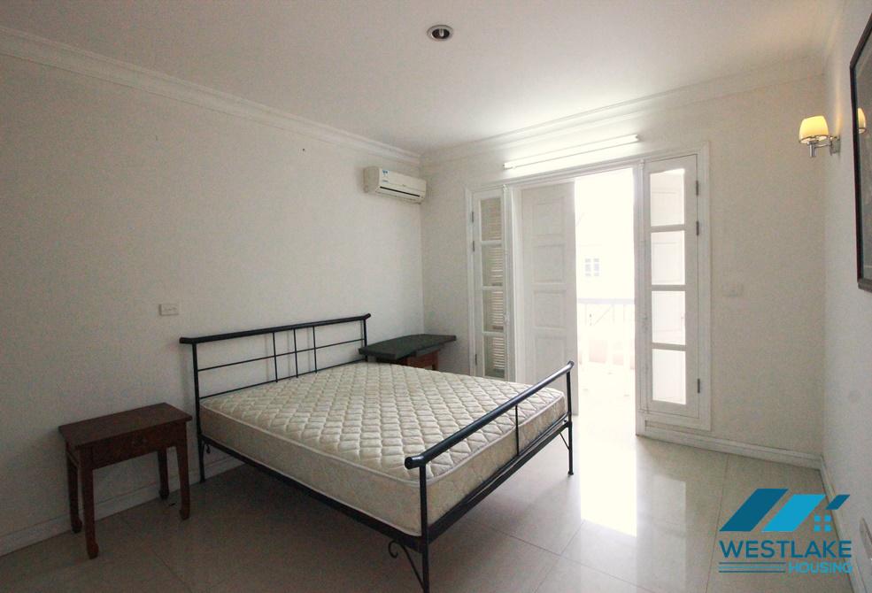 Cho thuê nhà đẹp 5 phòng ngủ tại khu T, Ciputra Tây Hồ – 180m², đầy đủ nội thất