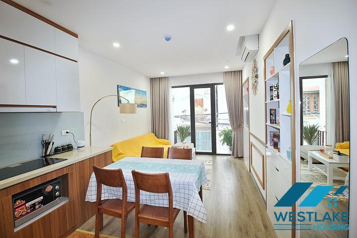 Cho Thuê Căn Hộ 2 Phòng Ngủ Mơi Đẹp, Ban Công Thoáng Sáng Tại Tô Ngọc Vân, Tây Hồ, Hà Nội