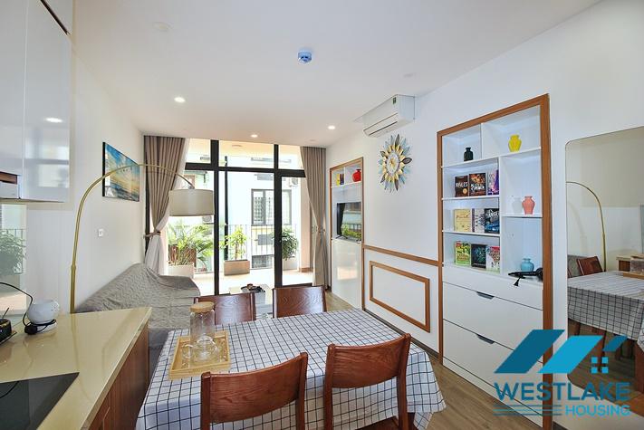 Cho Thuê Căn Hộ 2 Phòng Ngủ Mới Đẹp, Hiện Đại, Ban Công Rông Thoáng Mát Tại Tô Ngọc Vân, Tây Hồ, Hà Nội