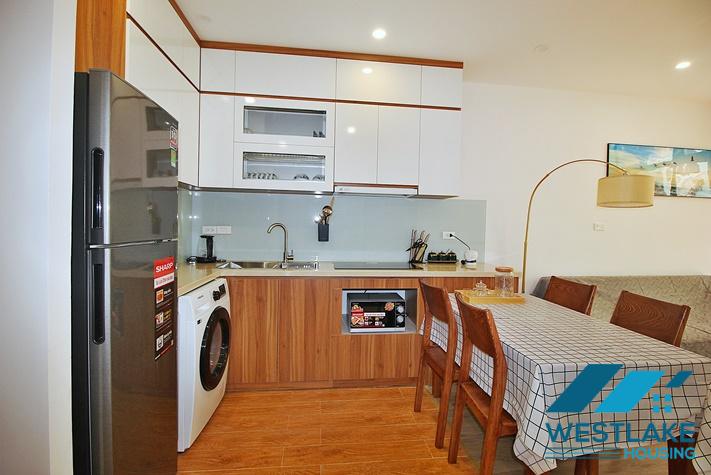 Cho Thuê Căn Hộ 2 Phòng Ngủ Mới Đẹp, Hiện Đại, Ban Công Rông Thoáng Mát Tại Tô Ngọc Vân, Tây Hồ, Hà Nội