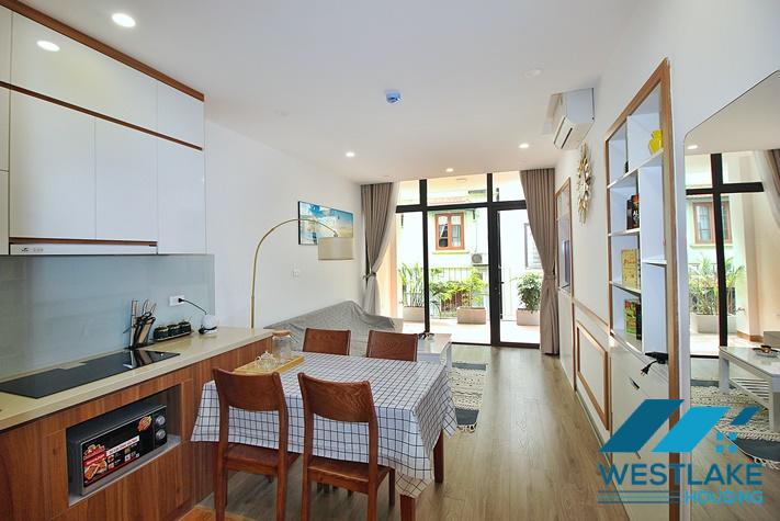 Cho Thuê Căn Hộ 2 Phòng Ngủ Mới Đẹp, Hiện Đại, Ban Công Rông Thoáng Mát Tại Tô Ngọc Vân, Tây Hồ, Hà Nội