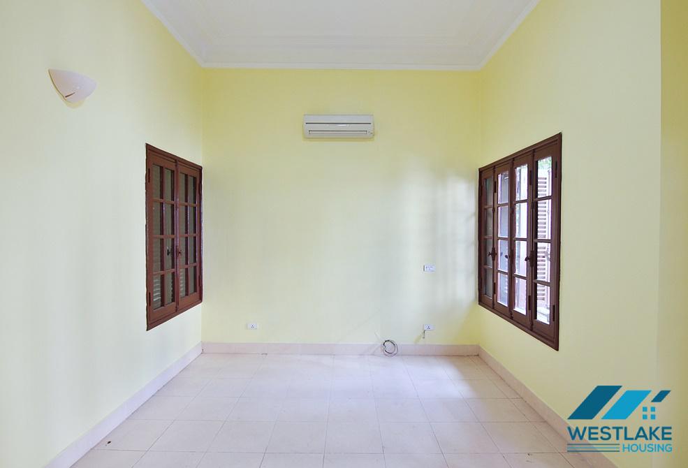 A spacious house with garage for rent in Tay Ho, Ha Noi