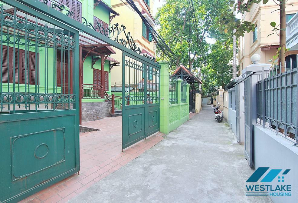 A spacious house with garage for rent in Tay Ho, Ha Noi