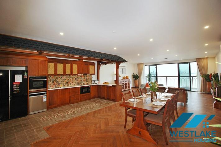 Cho Thuê Căn Hộ 3 Phòng Ngủ Ban Công Rộng View Hồ Thoáng Mát, Hoàn Toàn Mới Tại Xuân Diệu, Tây Hồ, Hà Nội.