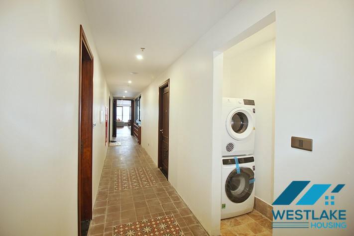 Cho Thuê Căn Hộ 3 Phòng Ngủ Ban Công Rộng View Hồ Thoáng Mát, Hoàn Toàn Mới Tại Xuân Diệu, Tây Hồ, Hà Nội.