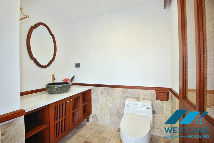 Cho Thuê Căn Hộ 3 Phòng Ngủ Ban Công Rộng View Hồ Thoáng Mát, Hoàn Toàn Mới Tại Xuân Diệu, Tây Hồ, Hà Nội.