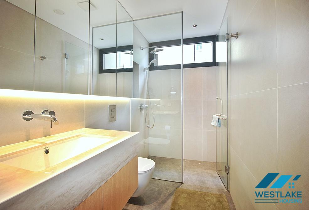 Cho Thuê Căn Hộ 2 Phòng Ngủ Mới, Hiện Đại Ban Công Vieu Hồ Tuyệt Đẹp Tại Tây Hồ, Hà Nội.