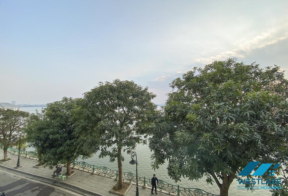 Nice design 02 bedrooms apartment with lake view for rent in Tu Hoa, Tay Ho, Ha Noi Nice design 02 bedrooms apartment with lake view for rent in Tu Hoa, Tay Ho, Ha Noi