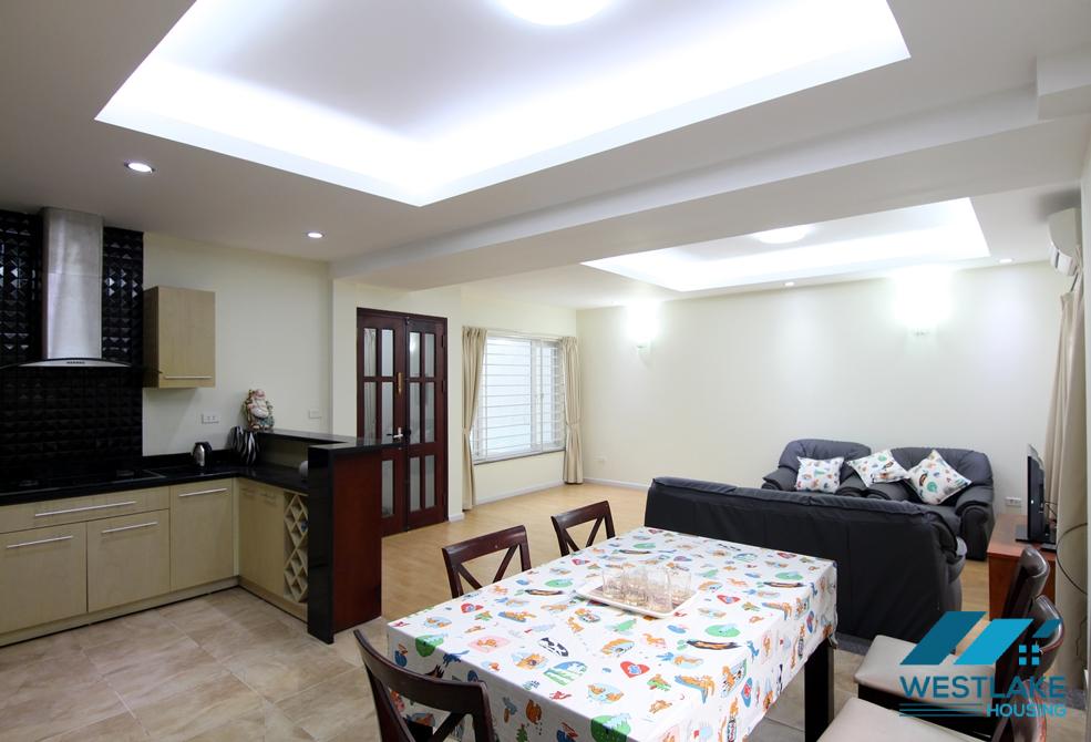 A nice 5 bedroom house by the West Lake side for rent in Tay Ho, Ha Noi