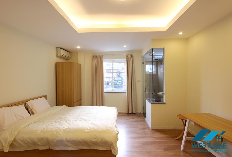 A nice 5 bedroom house by the West Lake side for rent in Tay Ho, Ha Noi