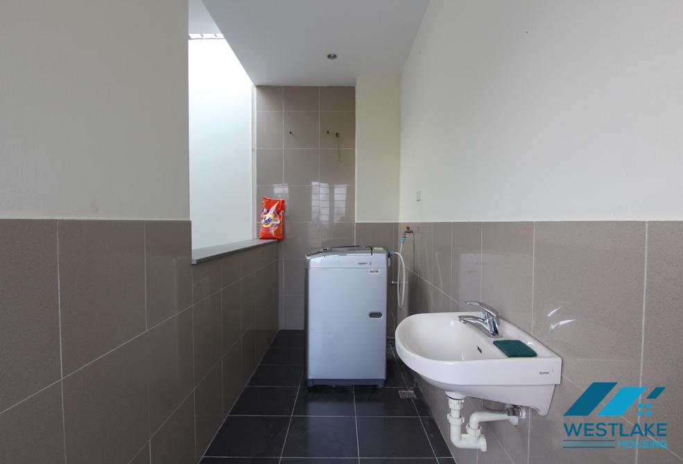 A nice 5 bedroom house by the West Lake side for rent in Tay Ho, Ha Noi