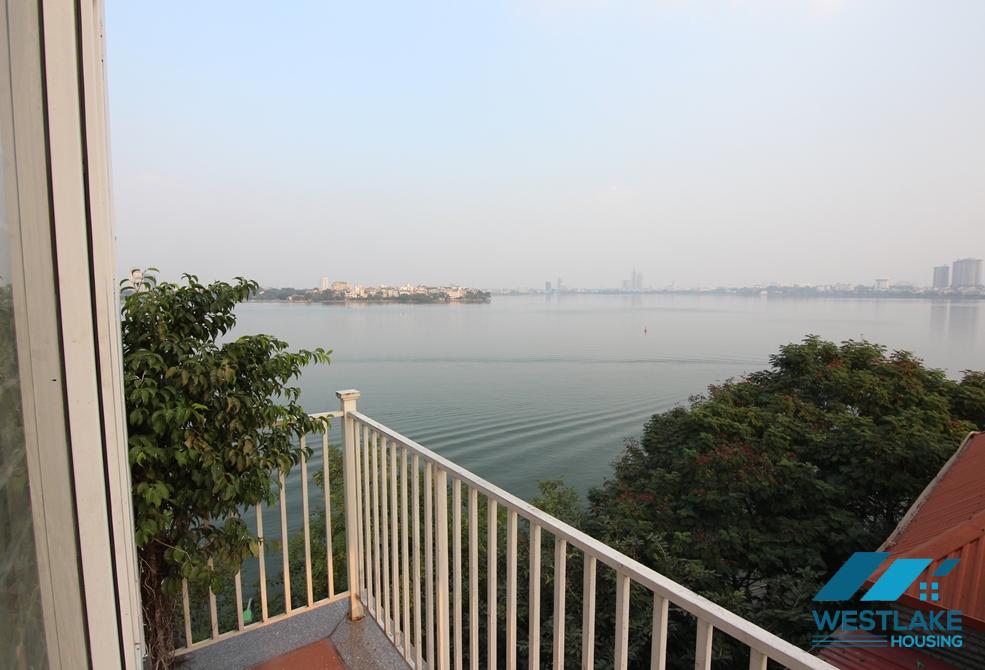 A nice 5 bedroom house by the West Lake side for rent in Tay Ho, Ha Noi