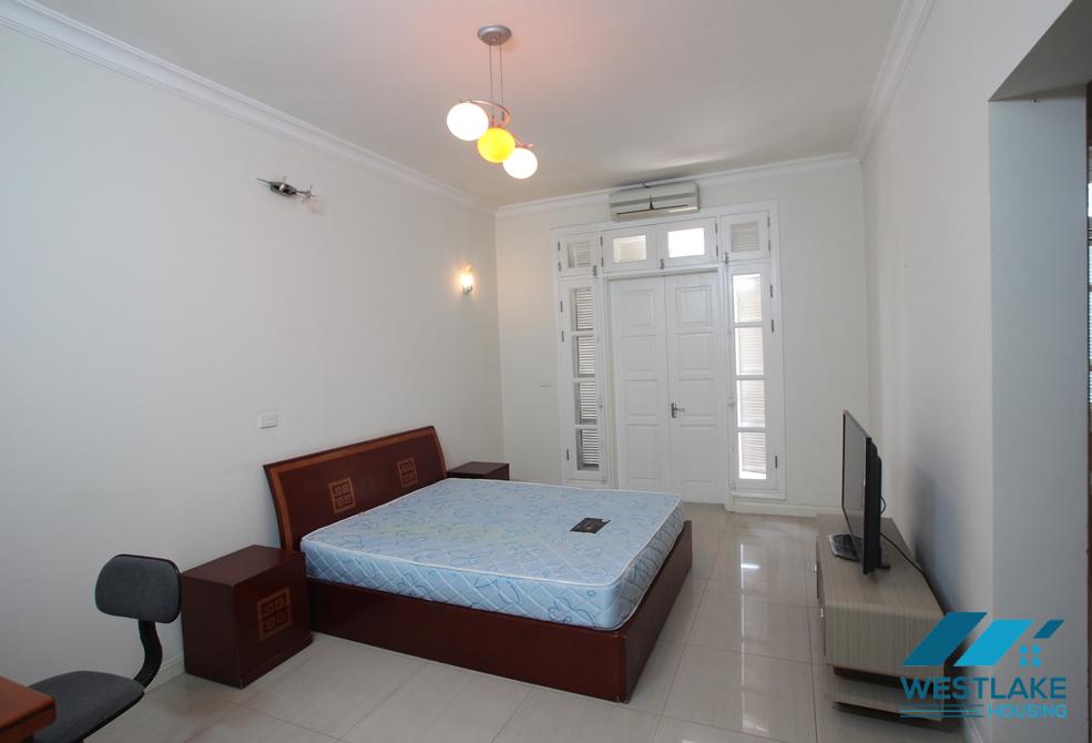 Cho thuê nhà hiện đại full nội thất tại khu T, Ciputra Hà Nội – Nhiều ánh sáng, sân vườn đẹp