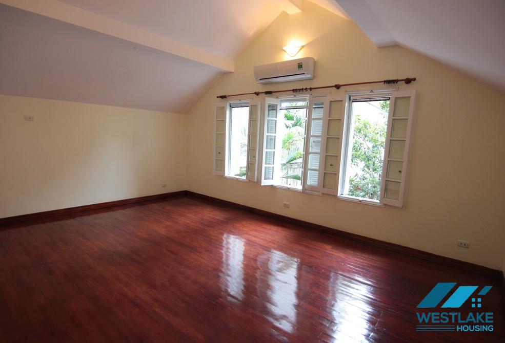 Lovely house with big yard for rent in Tay Ho, Ha Noi