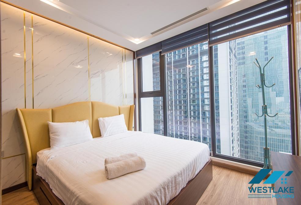 A picturesque 2 bedroom apartment for rent in Metropolis, Ba Dinh, Ha Noi