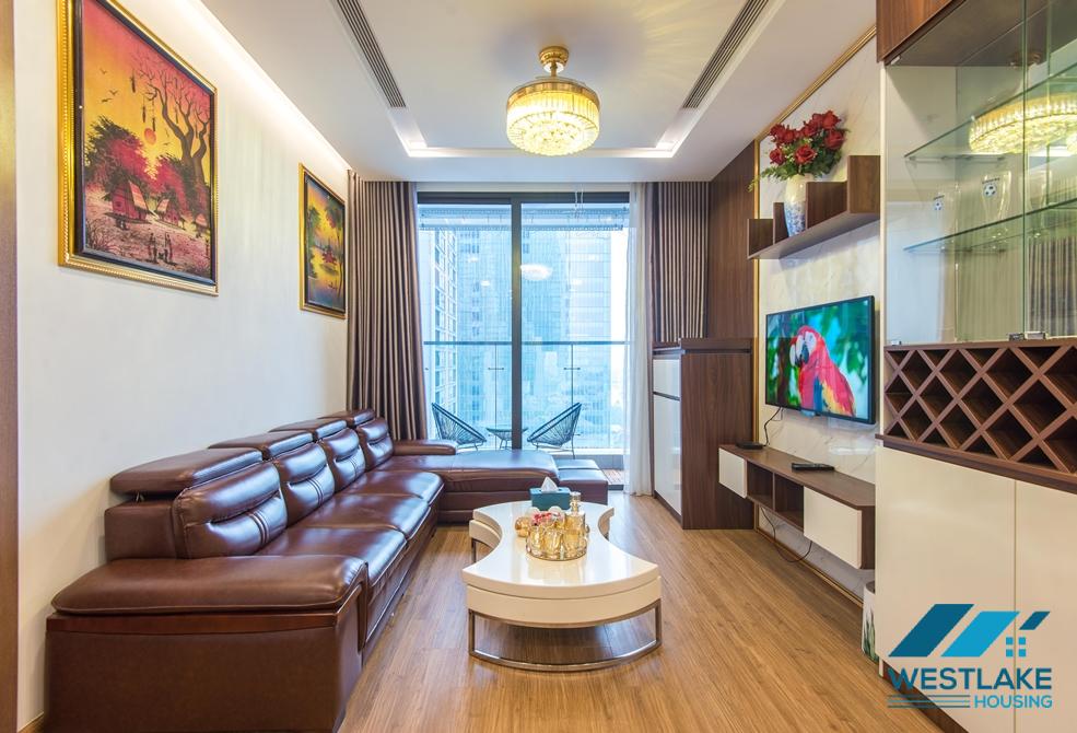 A picturesque 2 bedroom apartment for rent in Metropolis, Ba Dinh, Ha Noi