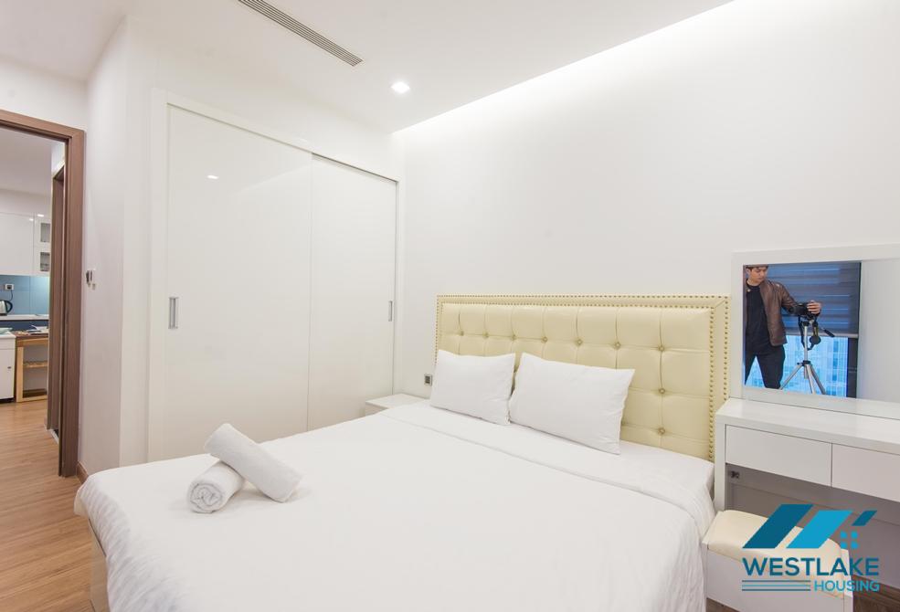 A picturesque 2 bedroom apartment for rent in Metropolis, Ba Dinh, Ha Noi