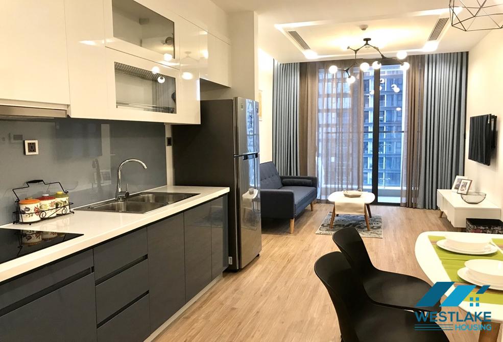 A high-end 1 bedroom apartment for rent in Vinhomes Metropolis, Ba Dinh