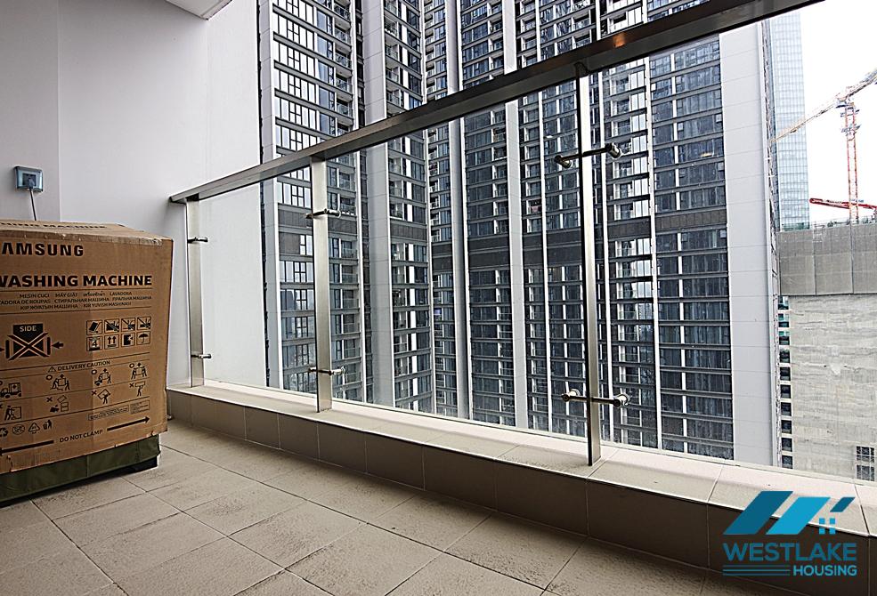 A delicate 2 bedroom apartment for rent in Vinhome Metropolis