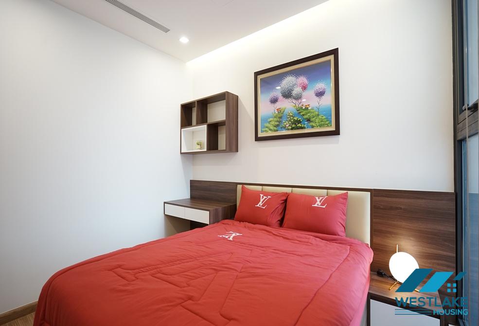 Beautiful 2 bedroom apartment for rent in Vinhome Metropolis