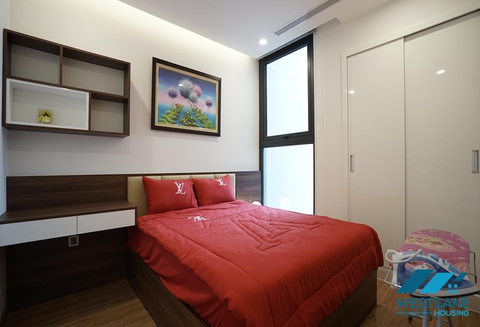 Beautiful 2 bedroom apartment for rent in Vinhome Metropolis