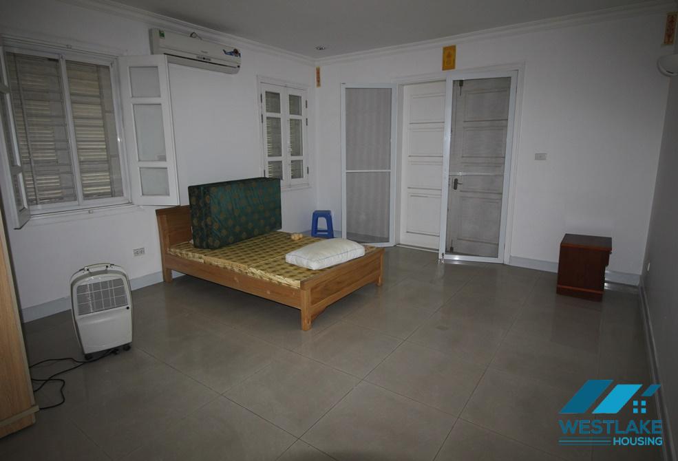 Cho thuê nhà có sân sau và gara tại Ciputra Hanoi International City. Cho thuê nhà có sân sau và gara tại Ciputra Hanoi International City.