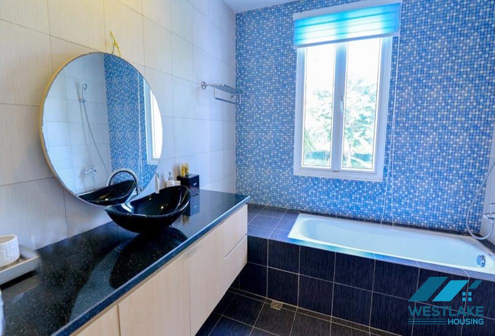 Biệt thự sang trọng và đầy màu sắc cho thuê tại Ciputra Hanoi International City.