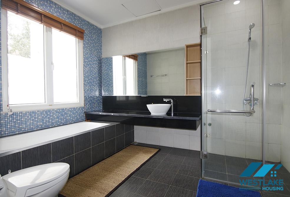 Cho thuê biệt thự xinh xắn tại khu T, thuộc khu đô thị Ciputra Hanoi International City, Tây Hồ.