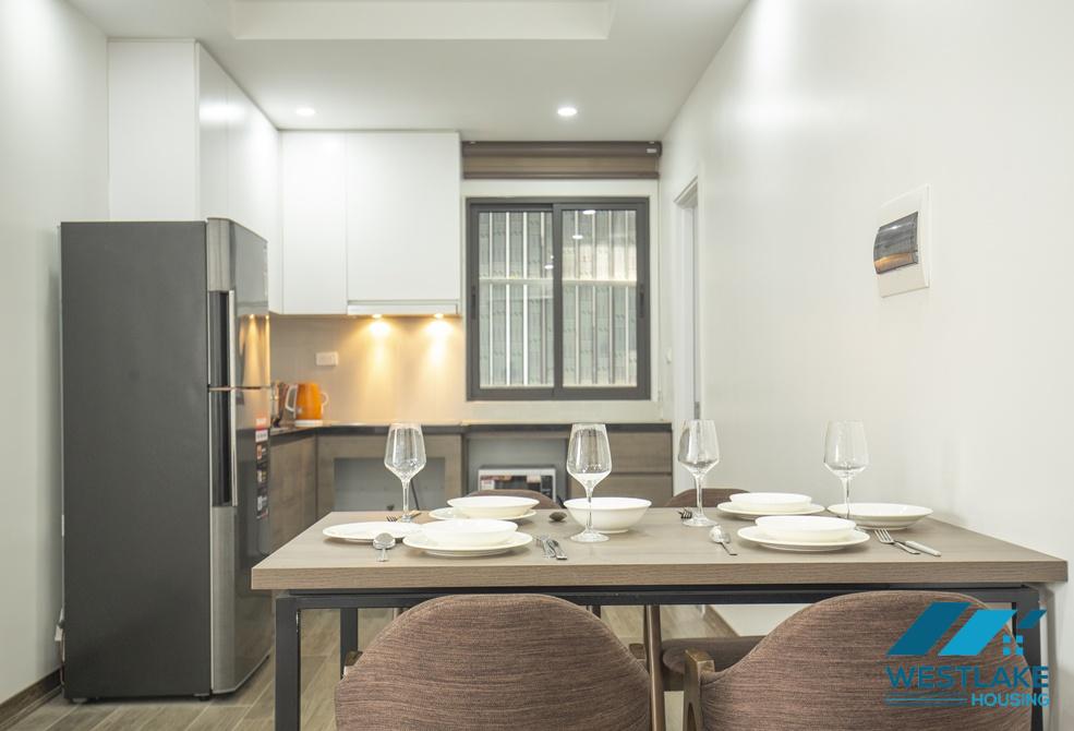 A modern 02 bedroom apartment for rent in Tay Ho street, Ha Noi