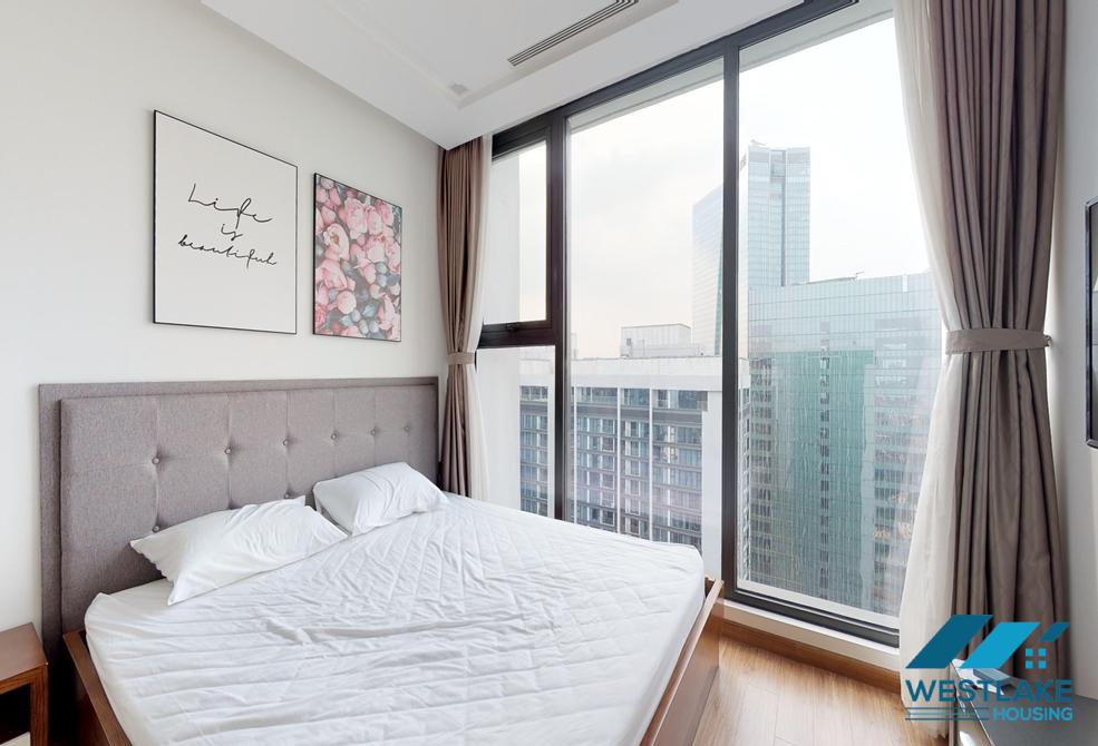 High floor apartment for rent in Vinhome Metropolis Lieu Giai, Ba Dinh
