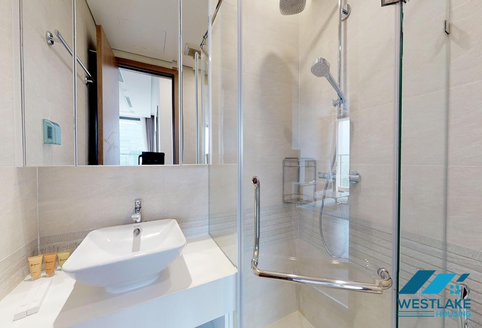 High floor apartment for rent in Vinhome Metropolis Lieu Giai, Ba Dinh