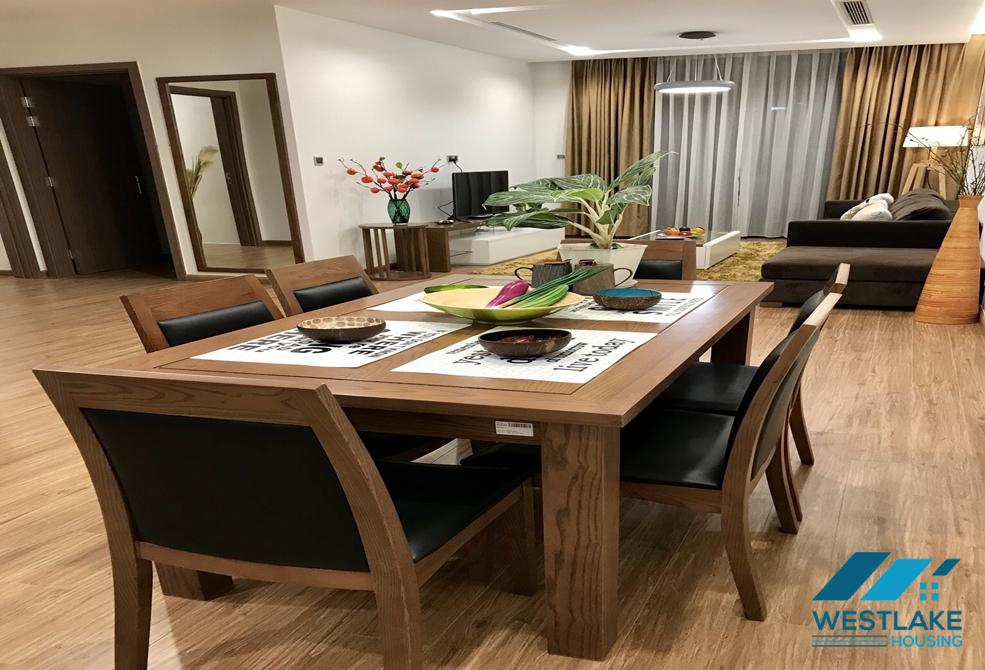 Elegant and modern 3-bedroom apartment in Vinhomes Metropolis