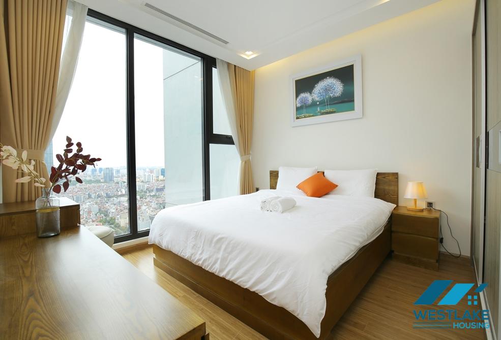 A delightful apartment for rent in Vinhomes Metropolis, Lieu Giai, Ba Dinh