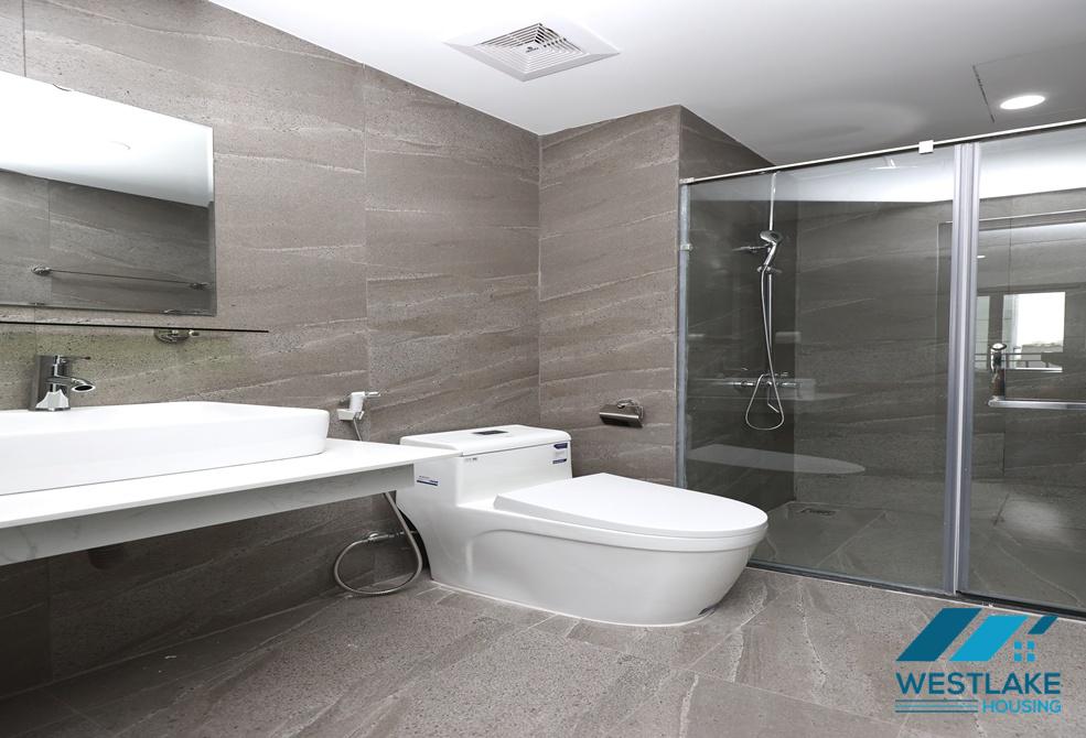 Bright studio apartment for rent in Trinh Cong Son area, Tay Ho, Ha Noi