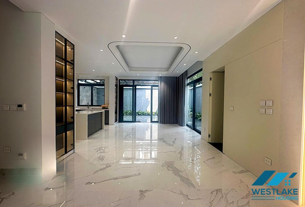 Renovated morden villa with elevator for rent in Ciputra, Tay Ho, Ha Noi