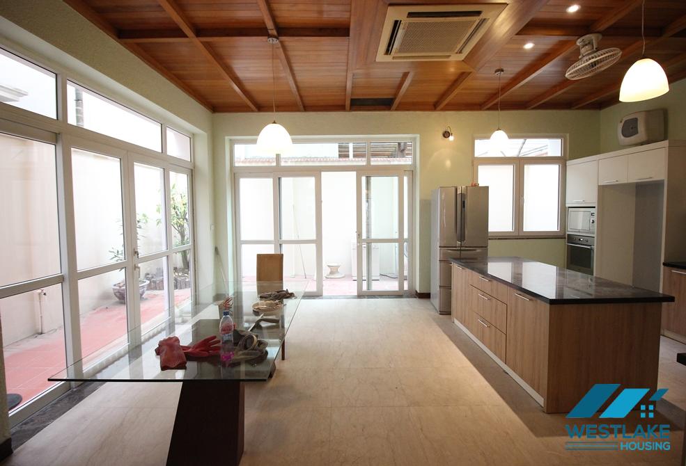 Nhà 4 Tầng Cho Thuê Tại Ciputra Hanoi International City – Tây Hồ