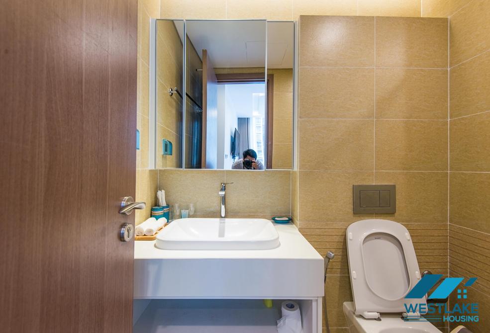Beautiful bright 2-bedroom apartment in Vinhomes Metropolis, Ba Dinh Beautiful bright 2-bedroom apartment in Vinhomes Metropolis, Ba Dinh