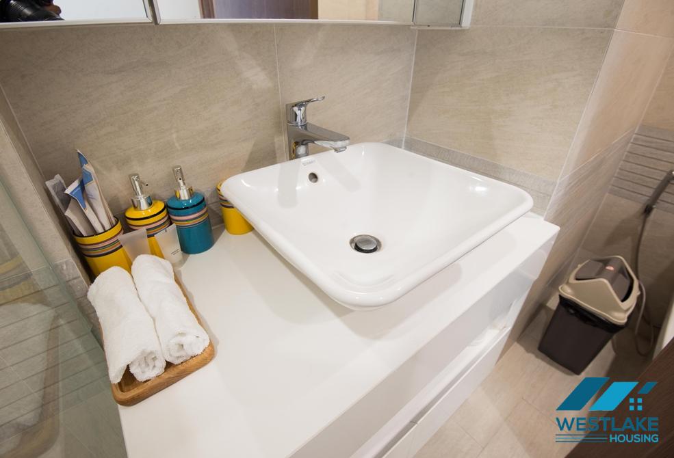 Beautiful bright 2-bedroom apartment in Vinhomes Metropolis, Ba Dinh Beautiful bright 2-bedroom apartment in Vinhomes Metropolis, Ba Dinh