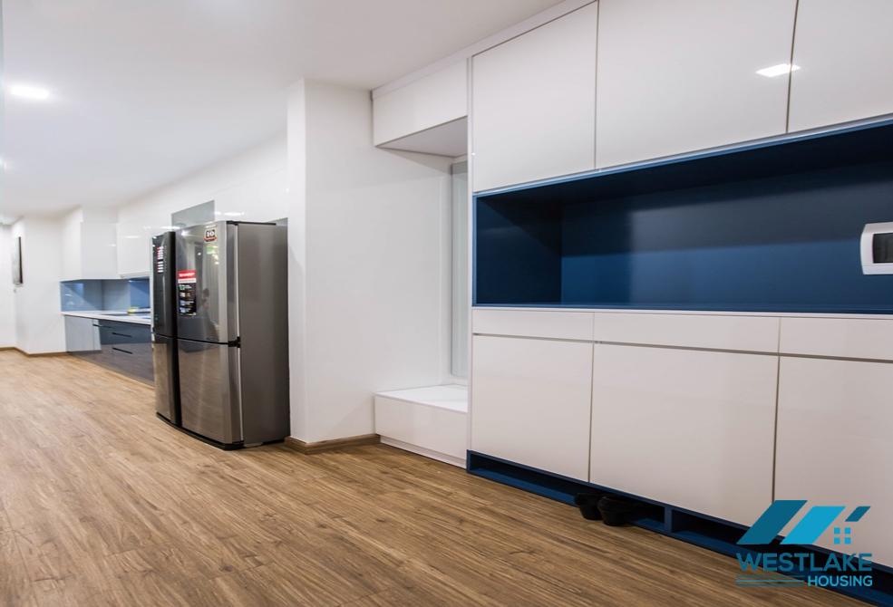 A delightful 2 bedroom apartment for rent in Vinhomes Metropolis, Lieu Giai, Ba Dinh A delightful 2 bedroom apartment for rent in Vinhomes Metropolis, Lieu Giai, Ba Dinh