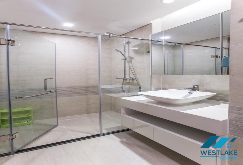 A delightful 2 bedroom apartment for rent in Vinhomes Metropolis, Lieu Giai, Ba Dinh A delightful 2 bedroom apartment for rent in Vinhomes Metropolis, Lieu Giai, Ba Dinh